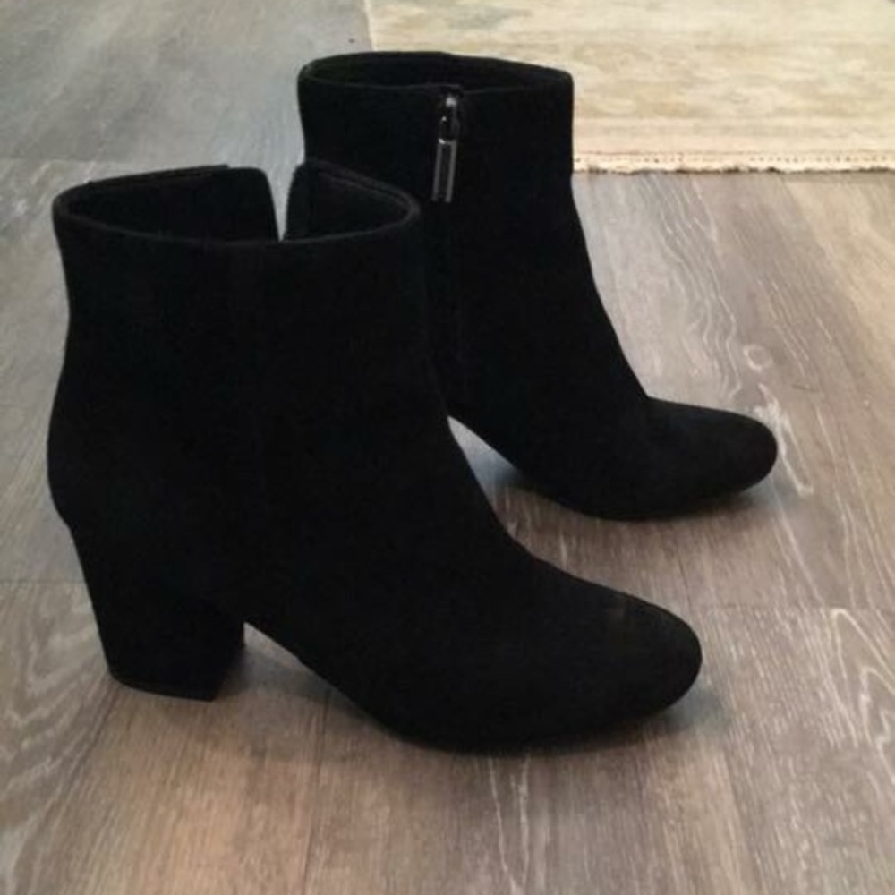 Karl Lagerfeld black booties size 6.5